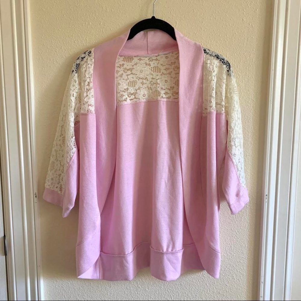 Baby Pink 3/4th sleeve Soft Cardigan with White Floral Lace